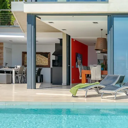 Siview Villa *